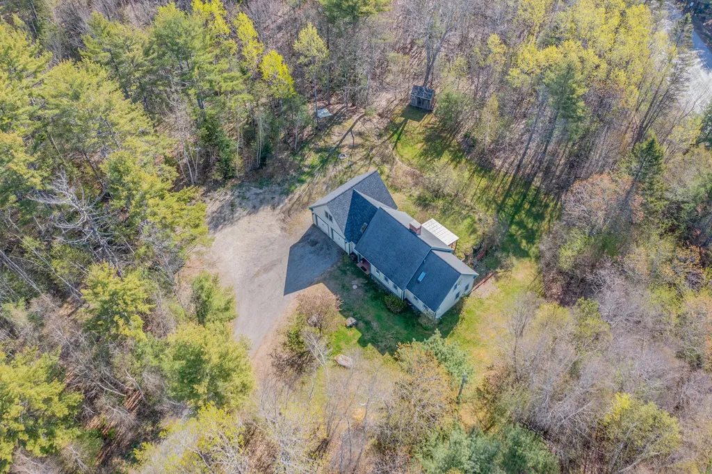 15 Castaway Drive Orland ME 04472