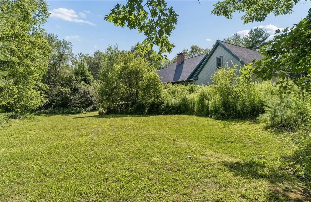 15 Castaway Drive Orland ME 04472