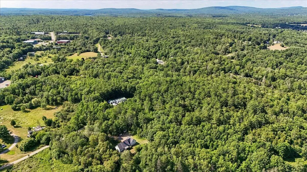 15 Castaway Drive Orland ME 04472