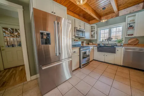 15 Castaway Drive Orland ME 04472