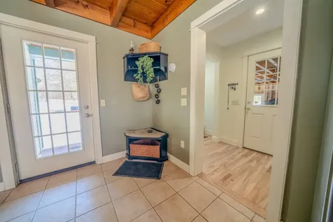 15 Castaway Drive Orland ME 04472