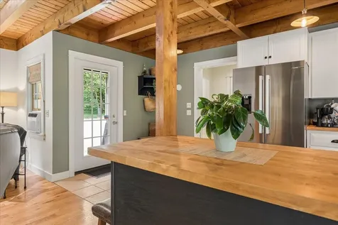 15 Castaway Drive Orland ME 04472