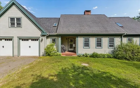 15 Castaway Drive Orland ME 04472