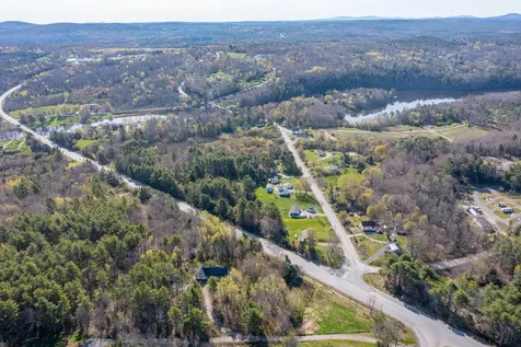 15 Castaway Drive Orland ME 04472