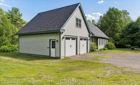 15 Castaway Drive Orland ME 04472