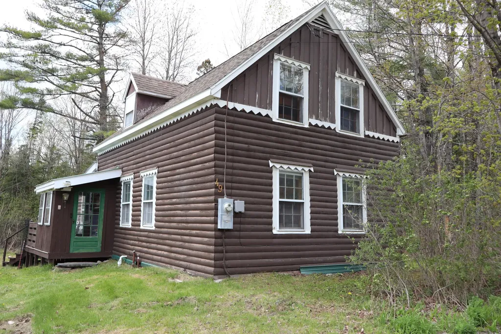 49 Parkman Road Wellington ME 04942