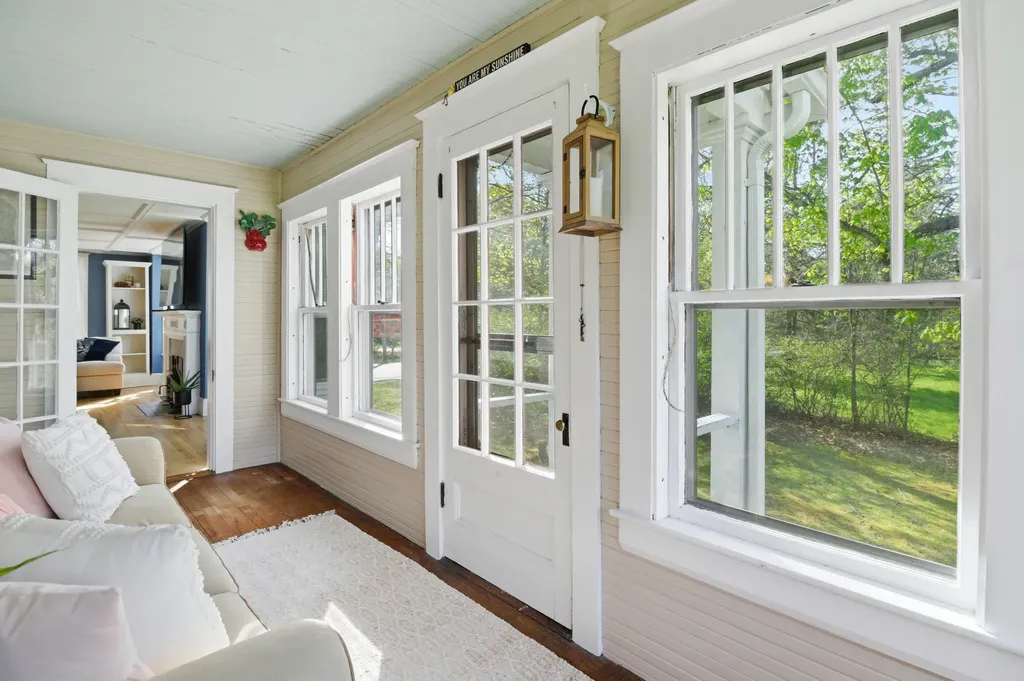 560 W Auburn Road Auburn ME 04210