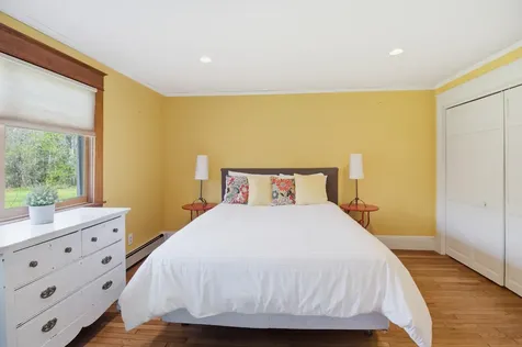 560 W Auburn Road Auburn ME 04210