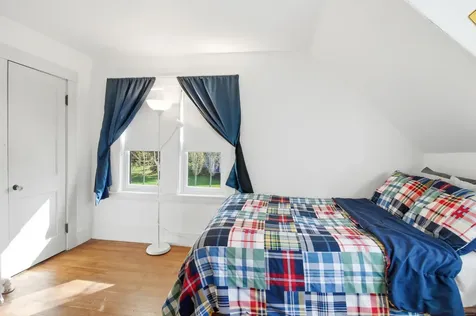 560 W Auburn Road Auburn ME 04210