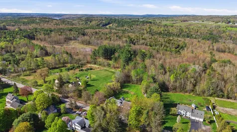 560 W Auburn Road Auburn ME 04210