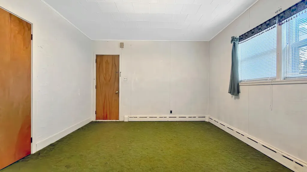 19 Macarthur Avenue Caribou ME 04736