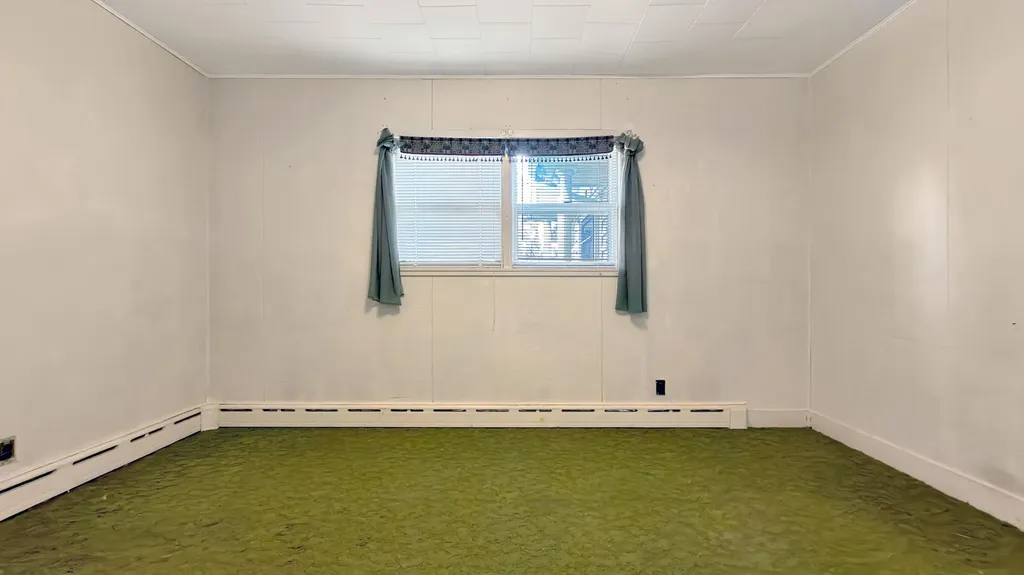 19 Macarthur Avenue Caribou ME 04736