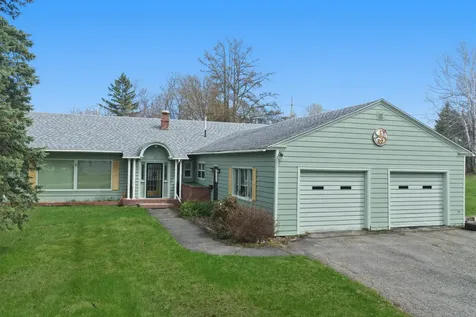 19 Macarthur Avenue Caribou ME 04736