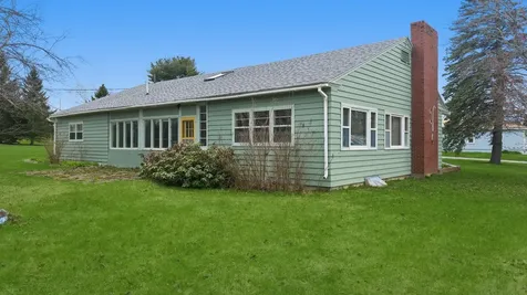 19 Macarthur Avenue Caribou ME 04736