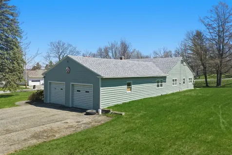 19 Macarthur Avenue Caribou ME 04736