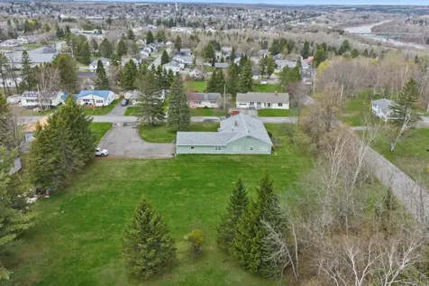 19 Macarthur Avenue Caribou ME 04736