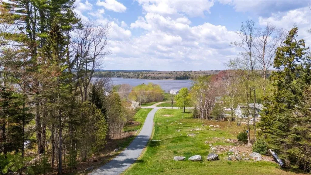 516 Bayside Road Ellsworth ME 04605