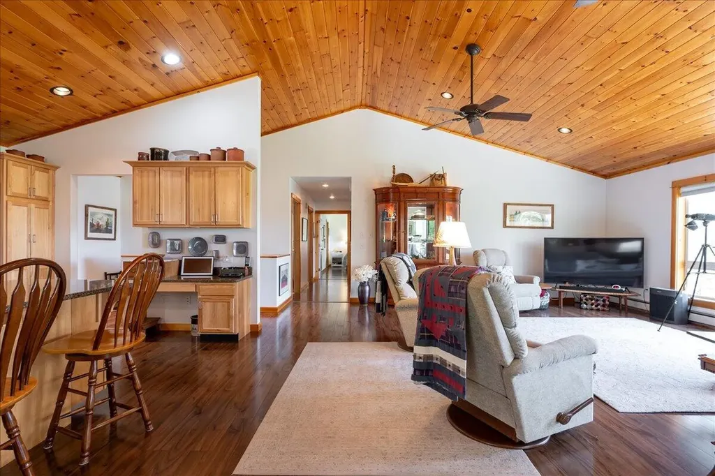 516 Bayside Road Ellsworth ME 04605