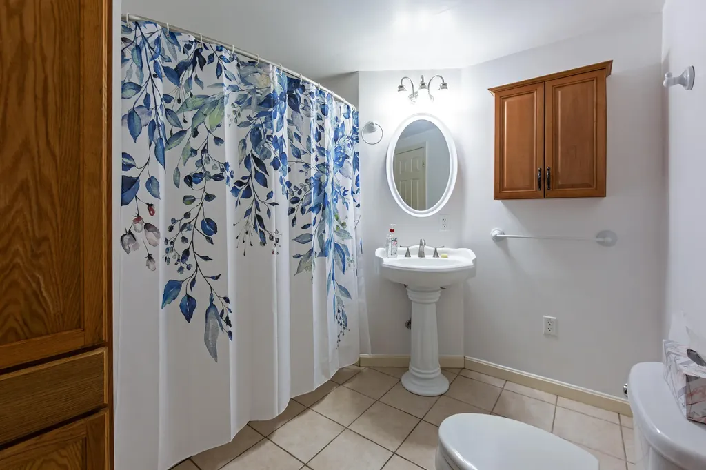 25 Kennel Brook Drive Lamoine ME 04605
