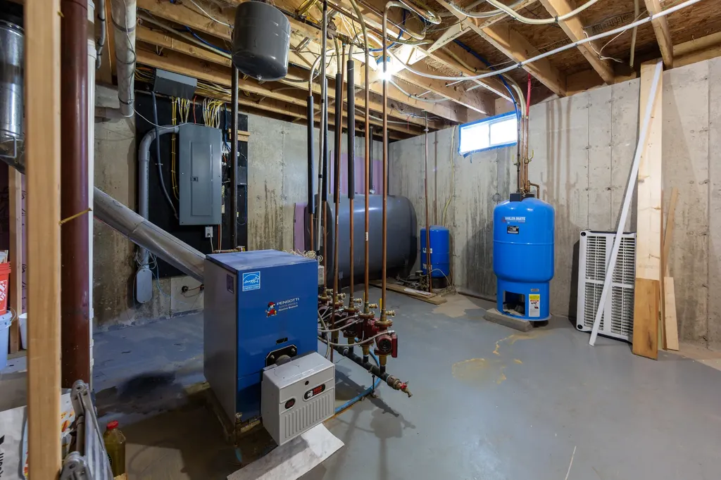 25 Kennel Brook Drive Lamoine ME 04605