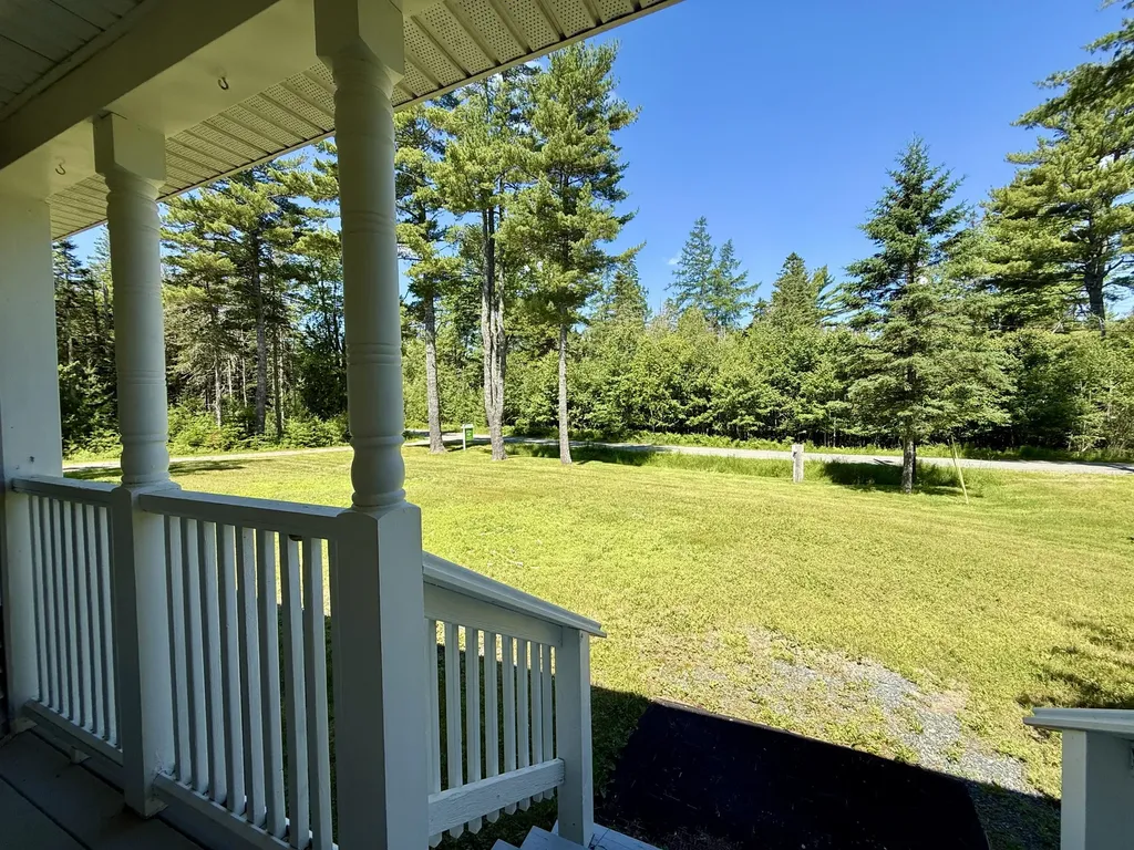 25 Kennel Brook Drive Lamoine ME 04605