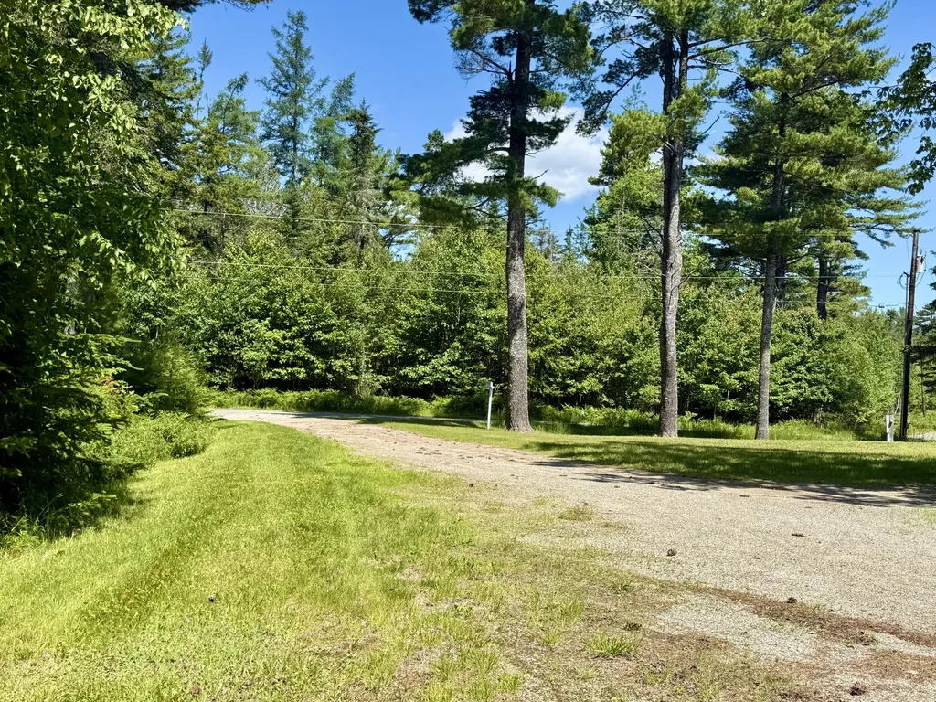 25 Kennel Brook Drive Lamoine ME 04605