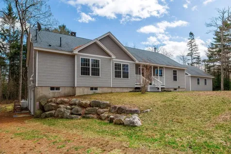 25 Kennel Brook Drive Lamoine ME 04605