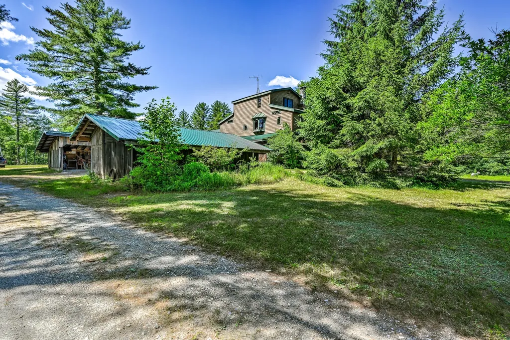 890 Salem Road Freeman Twp ME 04983
