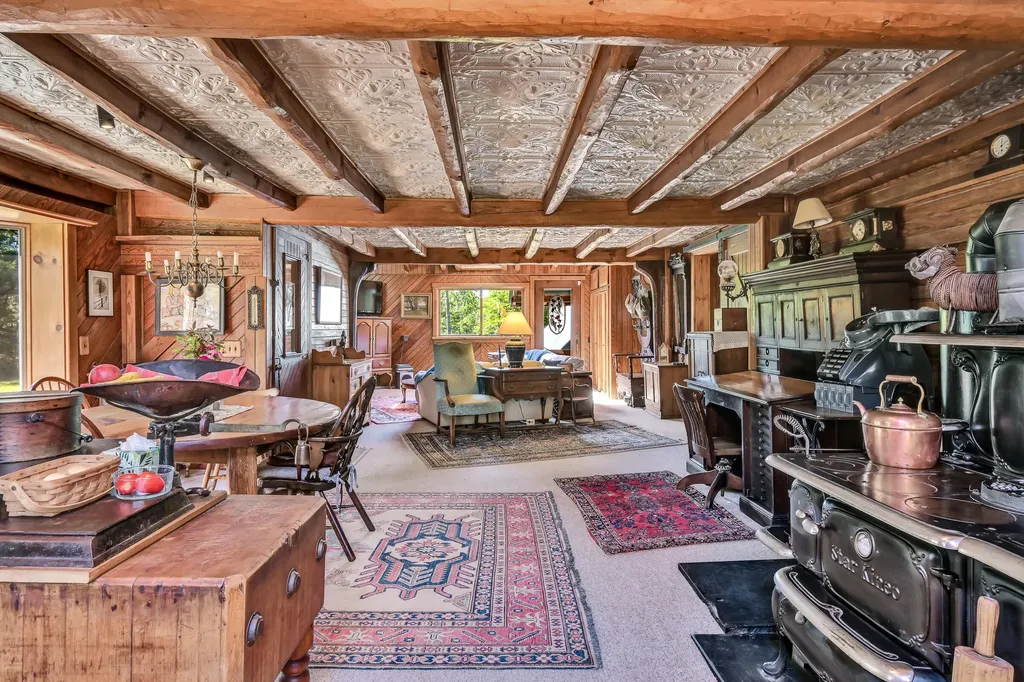 890 Salem Road Freeman Twp ME 04983