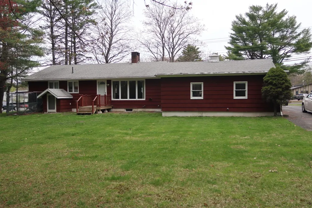 224 Eastern Avenue Augusta ME 04330