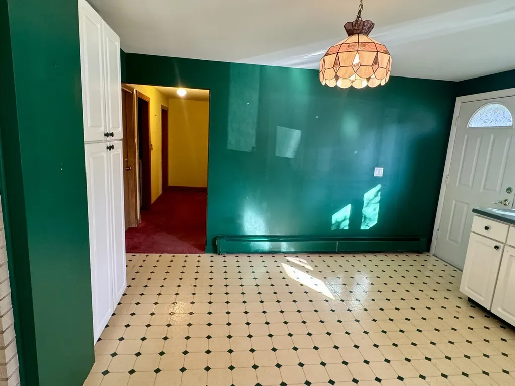 224 Eastern Avenue Augusta ME 04330