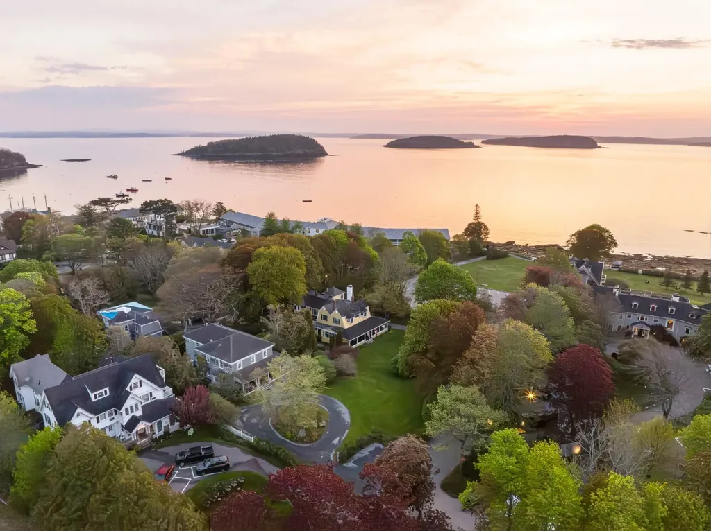 20 Albert Meadow Bar Harbor ME 04609