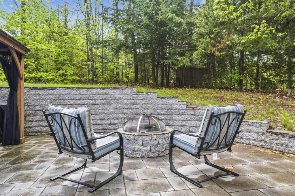 46 Loop Road Acton ME 04001