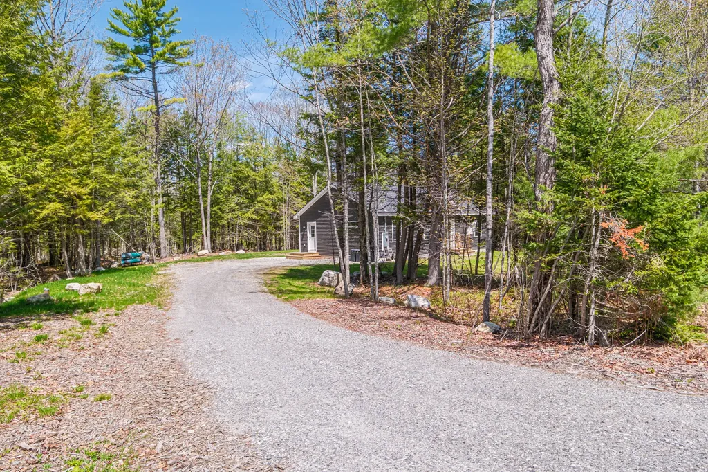 14 Jameson Drive Bridgton ME 04009