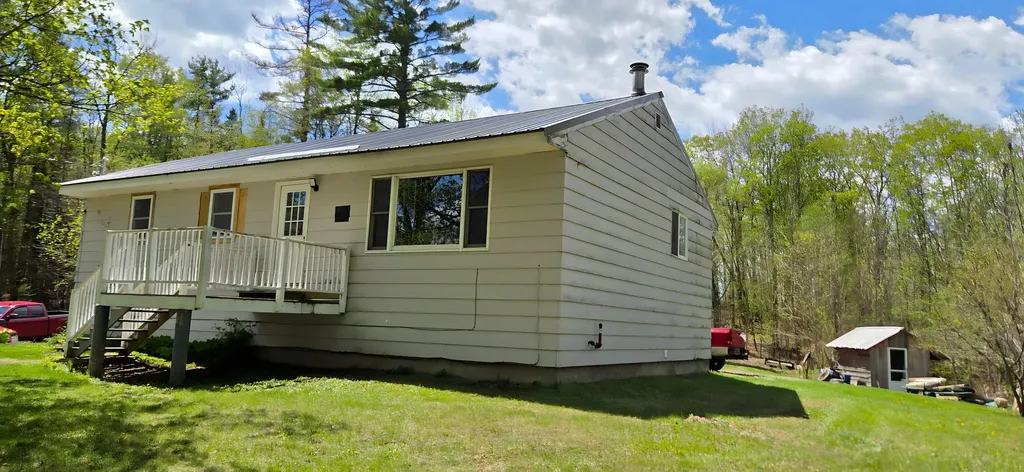980 Dover Road Dexter ME 04930