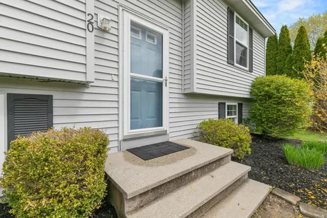 20 Willowdale Drive Gorham ME 04038