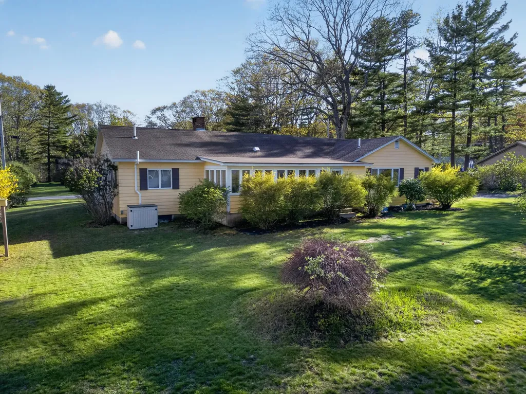 64 Candlewood Lane Wells ME 04090