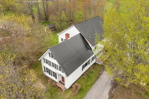 417 Main Road Bradford ME 04410