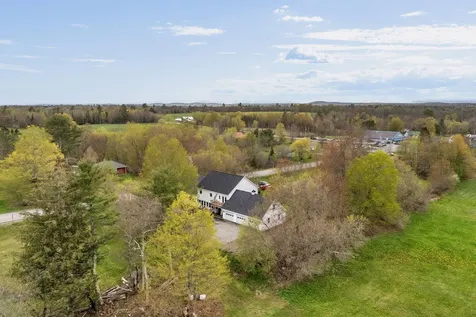 417 Main Road Bradford ME 04410