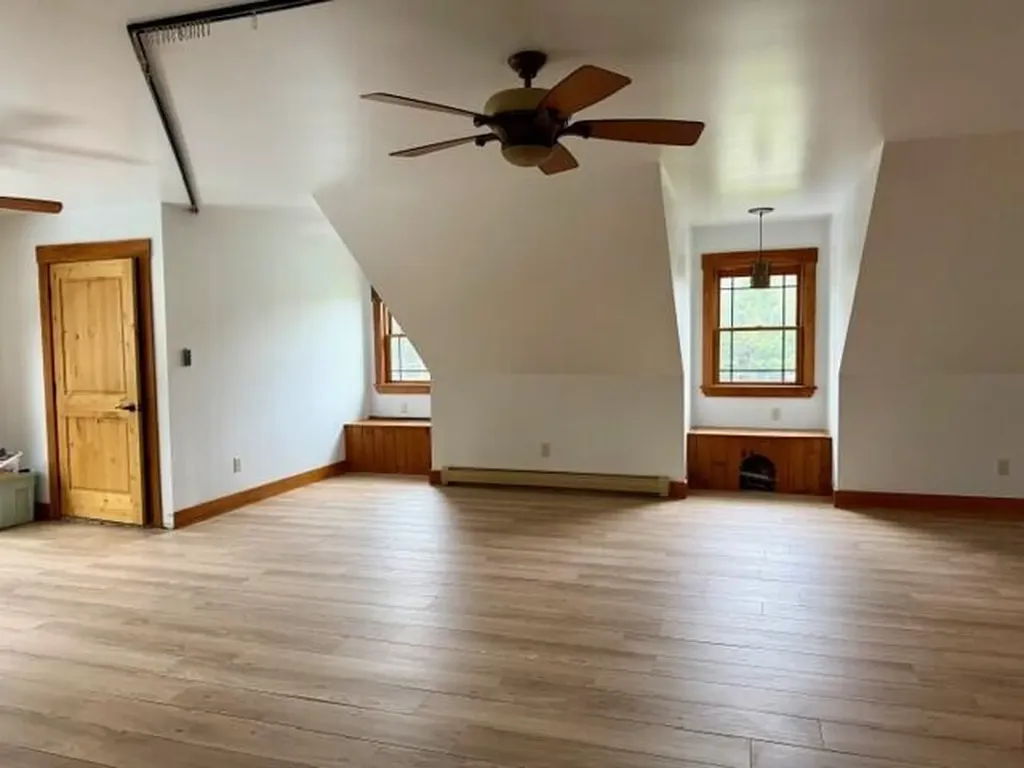 30 Woodhaven Drive Lewiston ME 04240