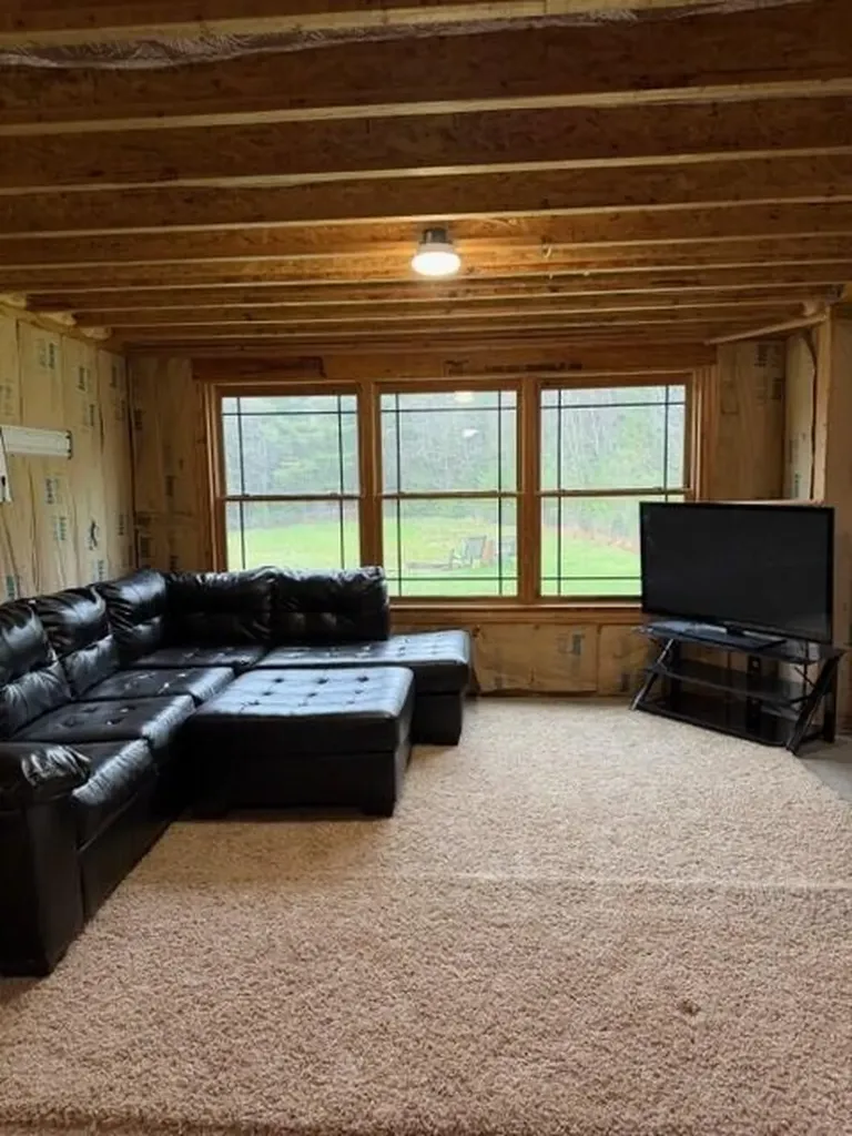 30 Woodhaven Drive Lewiston ME 04240