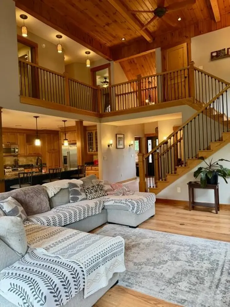 30 Woodhaven Drive Lewiston ME 04240