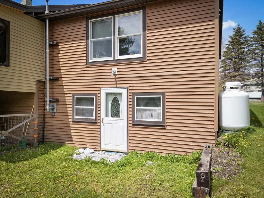 2959 Camden Road Warren ME 04864