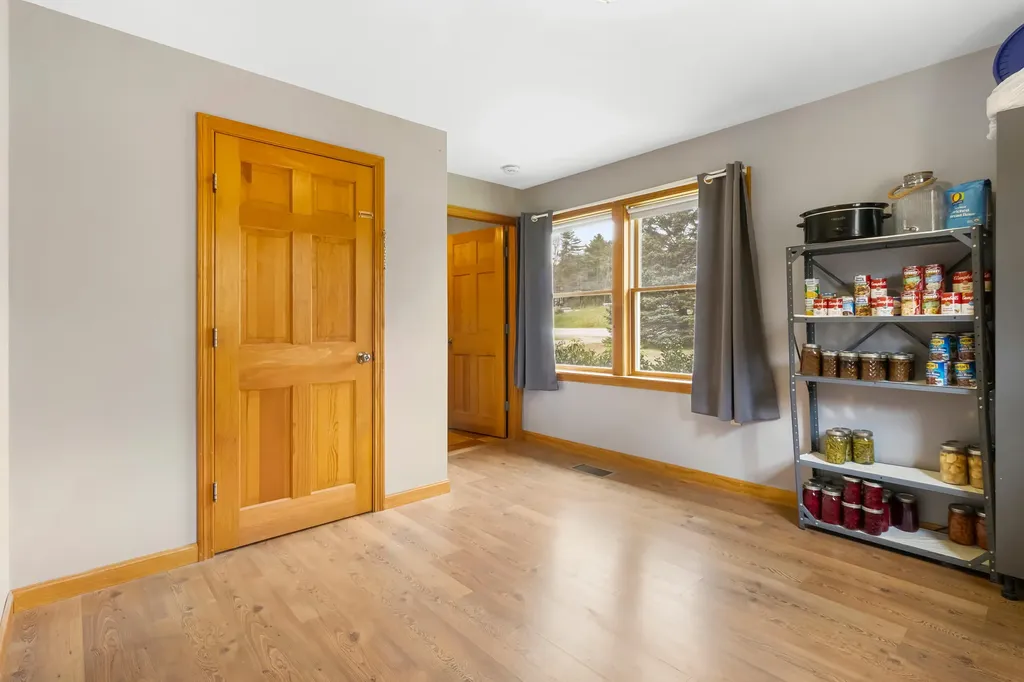 2959 Camden Road Warren ME 04864