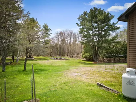 2959 Camden Road Warren ME 04864