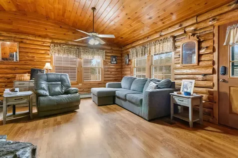 2959 Camden Road Warren ME 04864