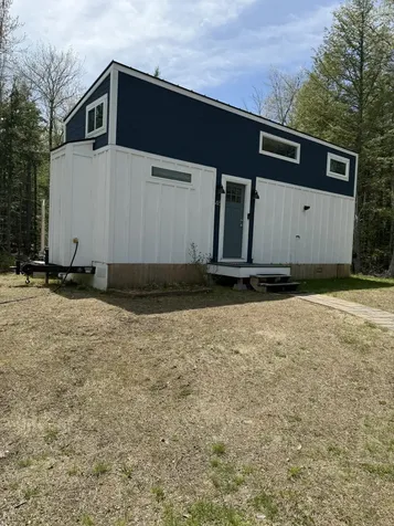 48 Highland Ridge Hollis ME 04042