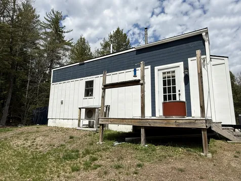 48 Highland Ridge Hollis ME 04042