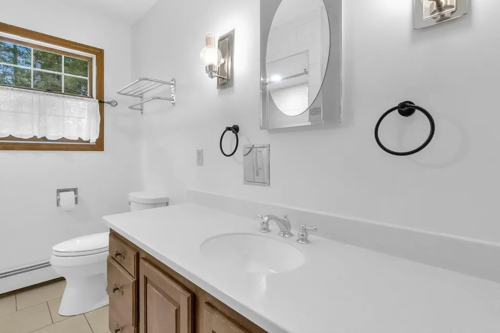 18 Billington Road Milo ME 04463