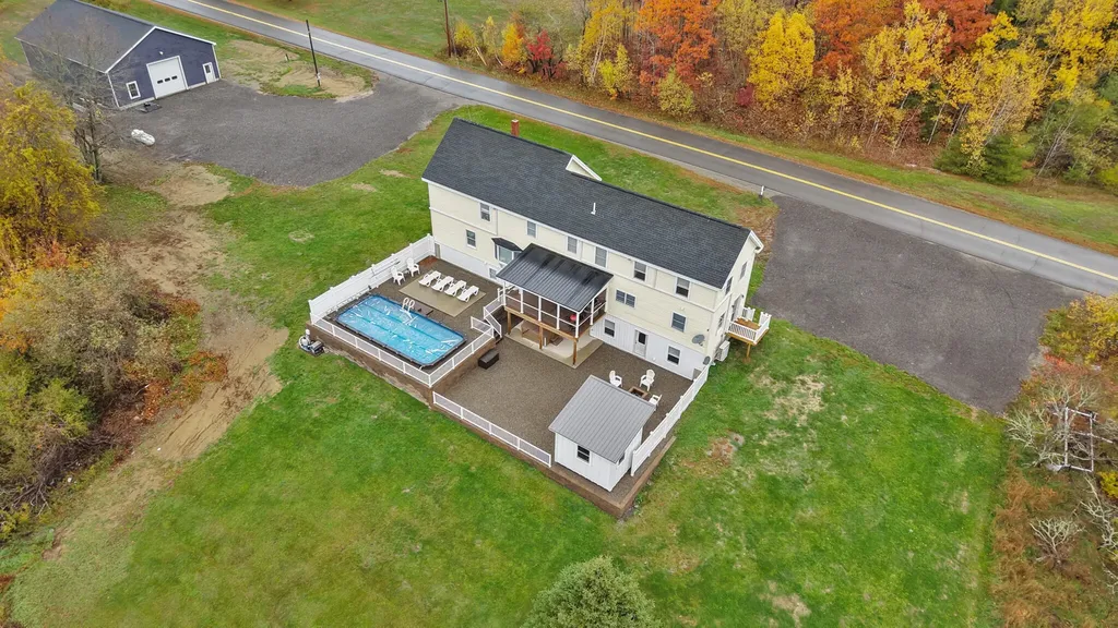 302 Canaan Road Hampden ME 04444